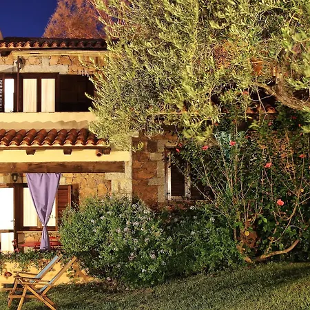 In Just 850 Mt From The Lejlighedshotel San Teodoro (Sardinia)