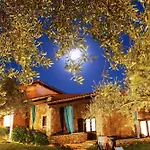 Hotel apartamentowy In Just 850 Mt From The 3*