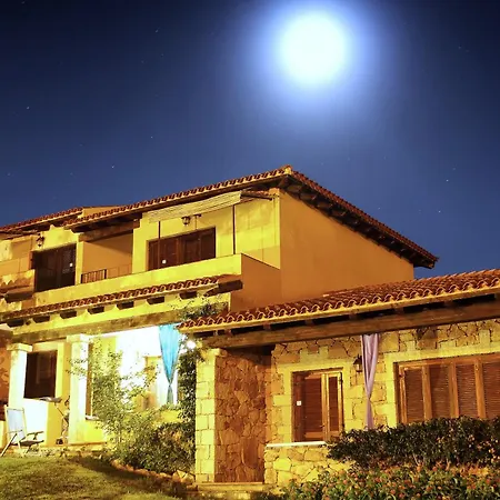 Aparthotel In Just 850 Mt From The